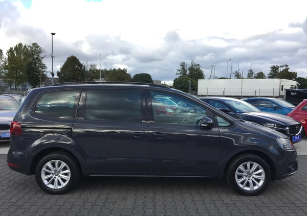 Seat Alhambra cena 124968 przebieg: 21000, rok produkcji 2020 z Brzeziny małe 211